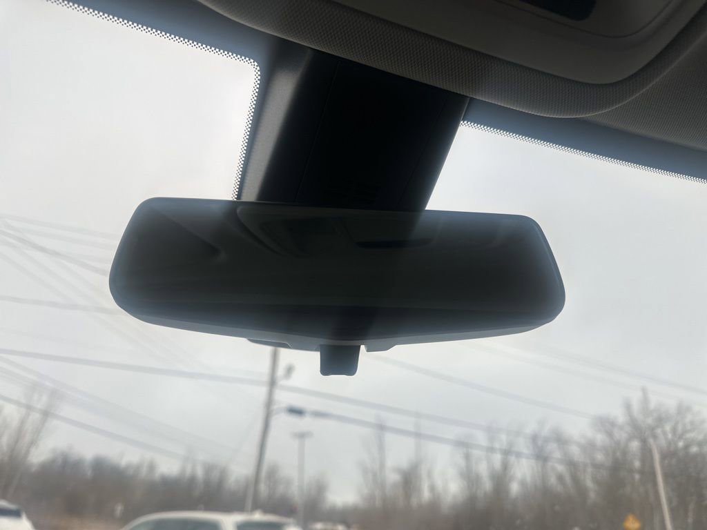 Used 2019 Chevrolet Traverse RS image 27