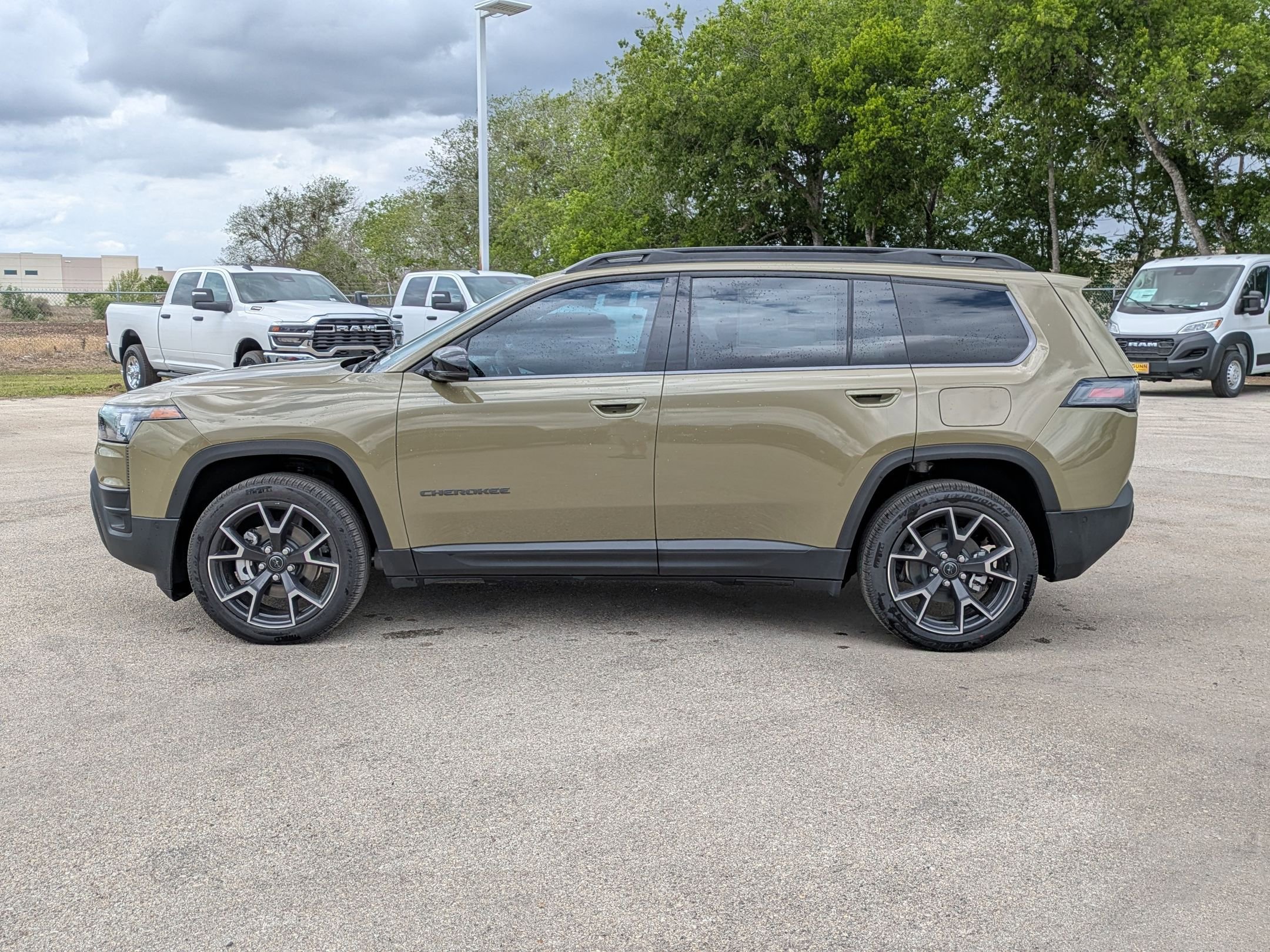 New 2026 Jeep Cherokee Overland AWD/4WD image 6