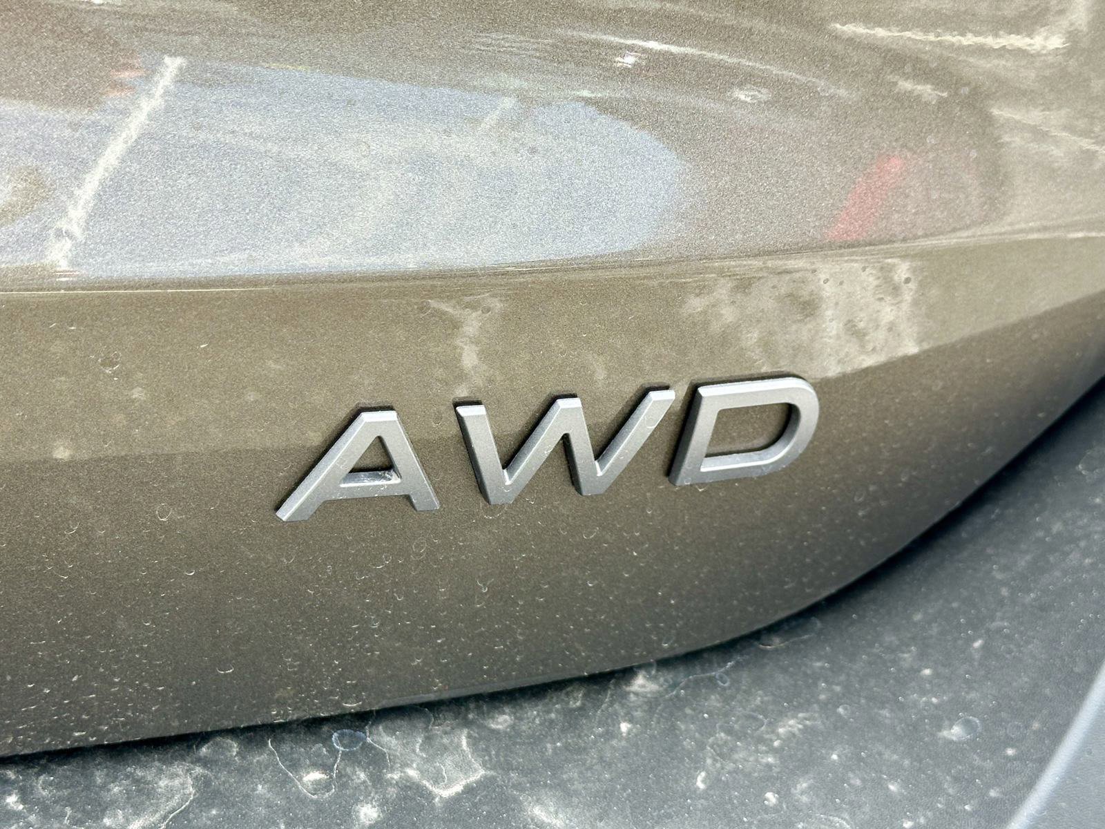 New 2025 Nissan Kicks SV image 12