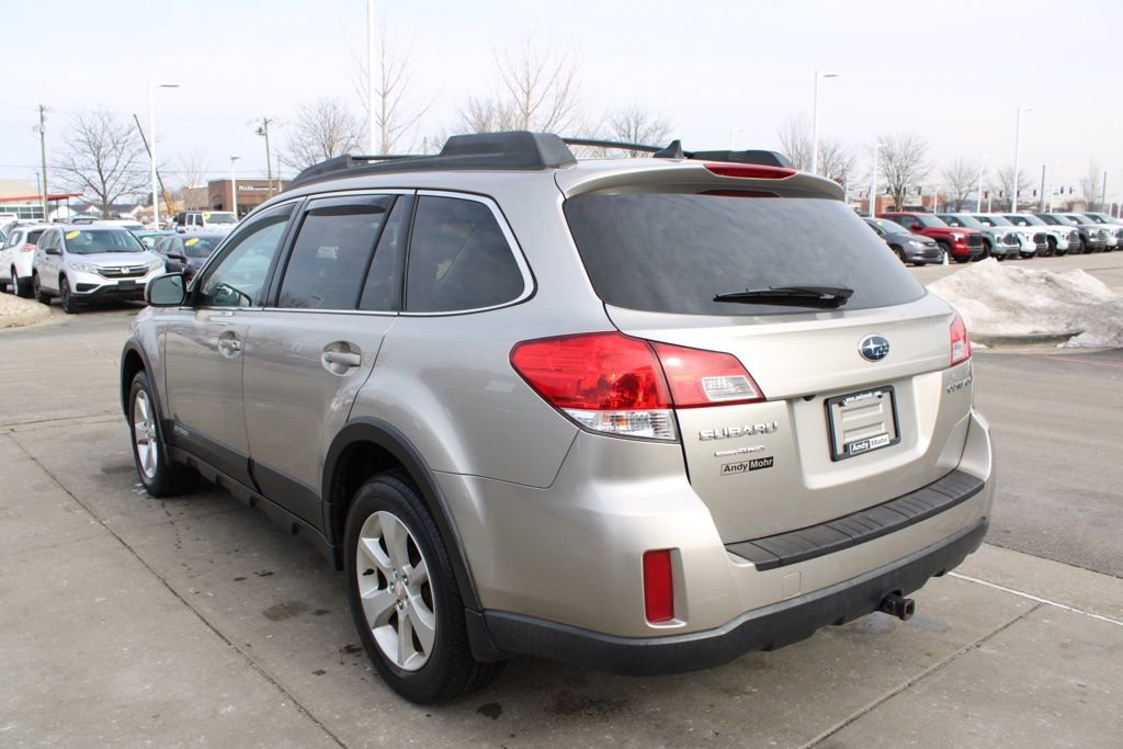Used 2014 Subaru Outback 2.5i Premium image 5