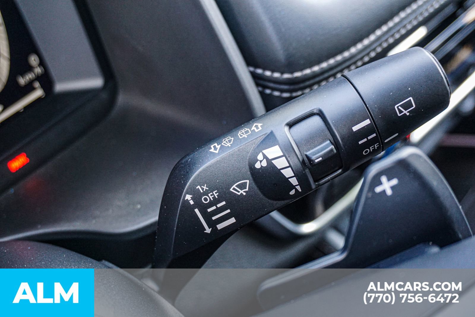 Used 2025 Nissan Rogue Platinum FWD image 38
