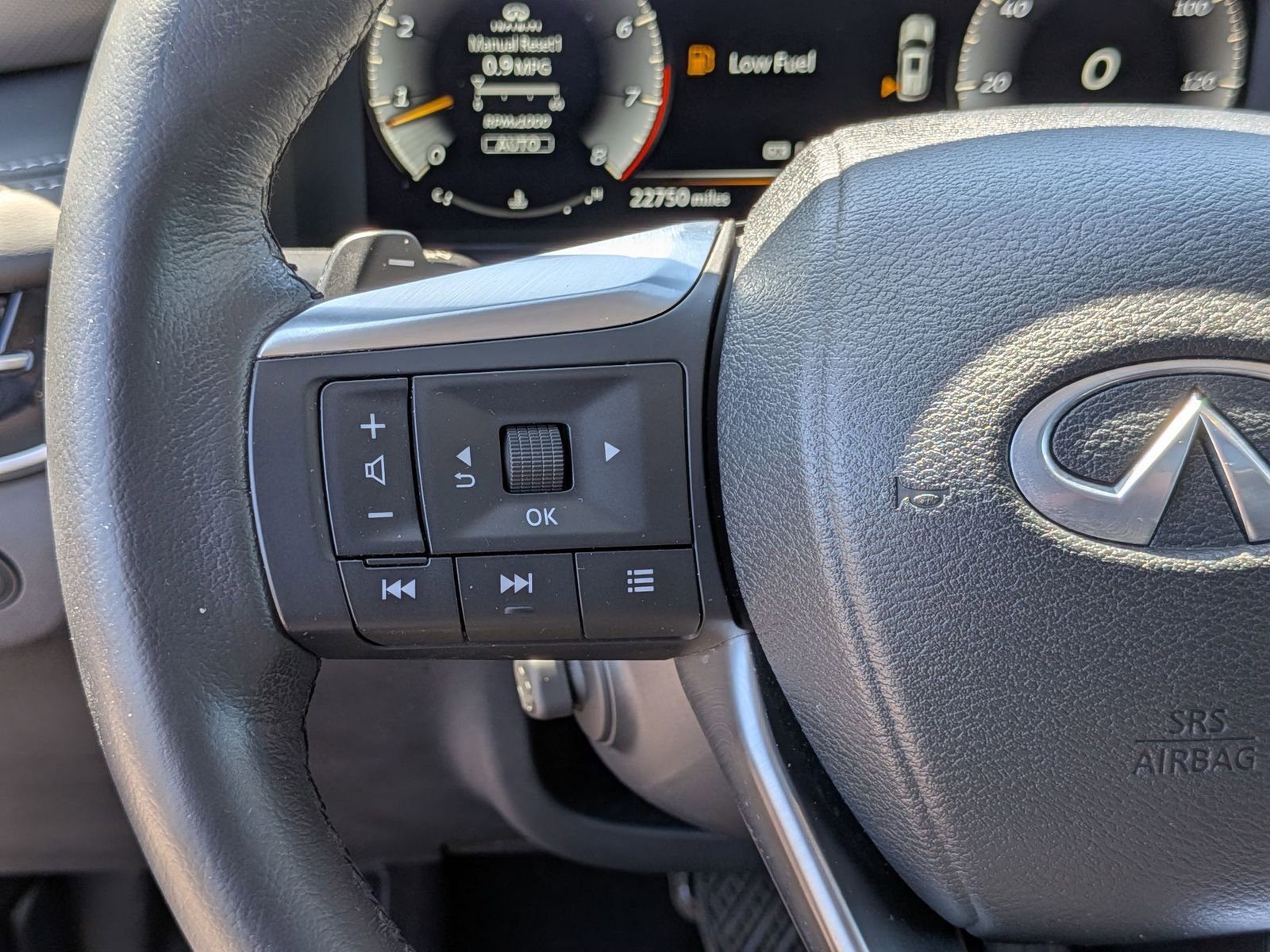 Used 2023 INFINITI QX60 Luxe image 18