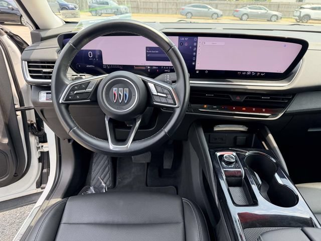 Used 2024 Buick Envision Preferred AWD/4WD image 17