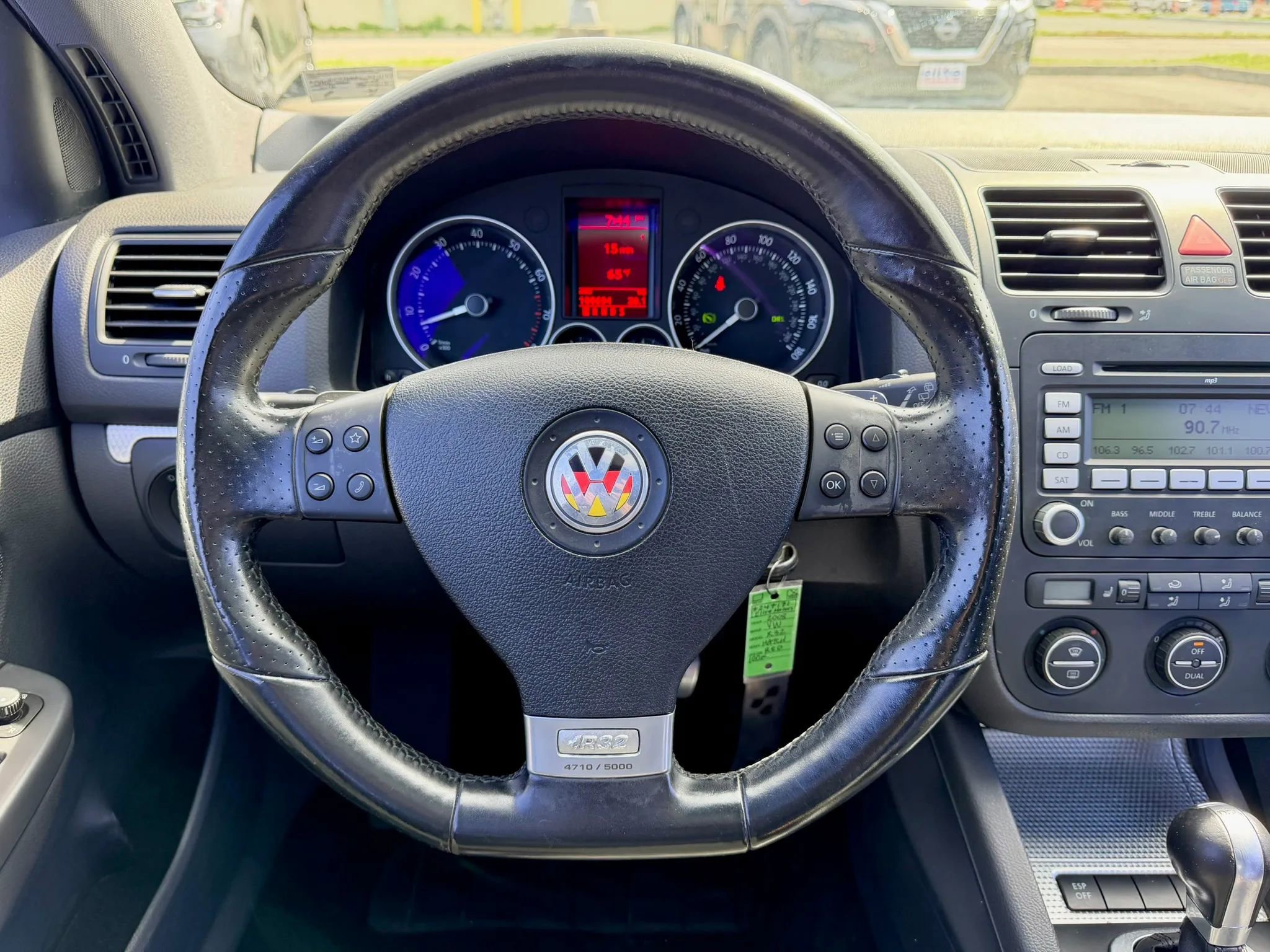 Used 2008 Volkswagen R32 image 23
