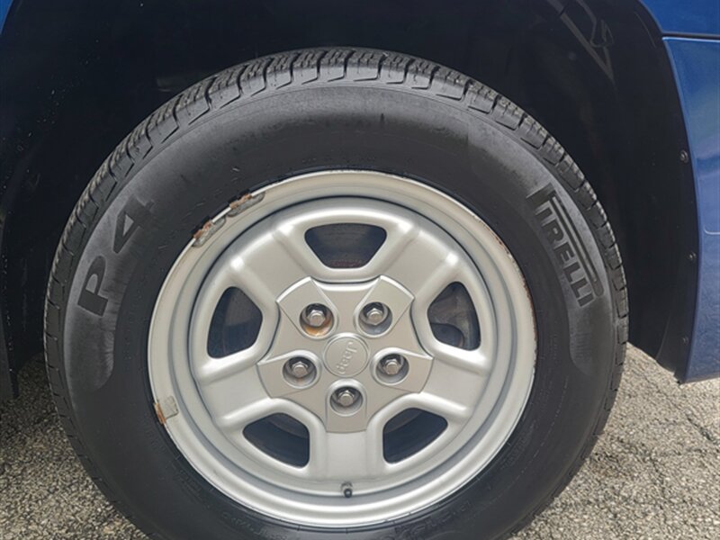 Used 2009 Jeep Patriot Sport FWD image 26