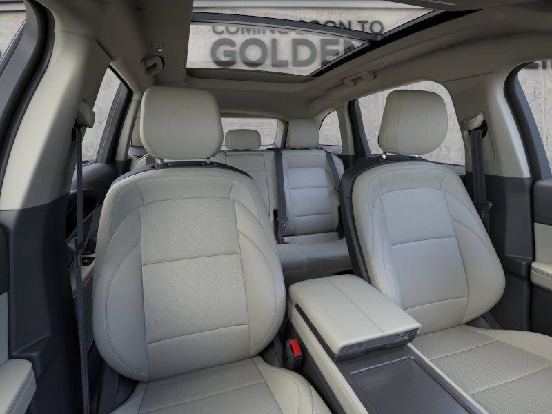 New 2026 Lincoln Nautilus Premier AWD/4WD image 10