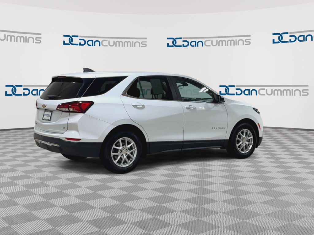 Used 2023 Chevrolet Equinox LT w/ LPO, Floor Liner Package FWD image 8