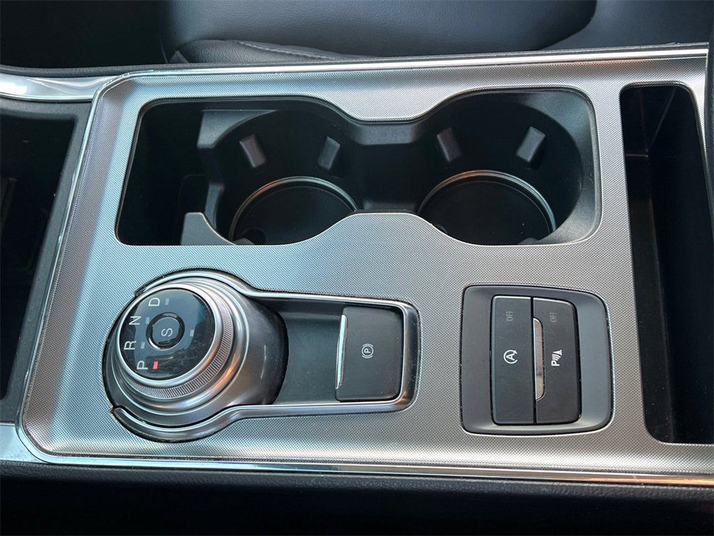 Used 2024 Ford Edge Titanium image 20