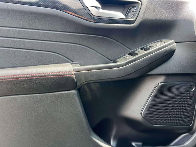 Used 2025 Ford Escape ST-Line image 21