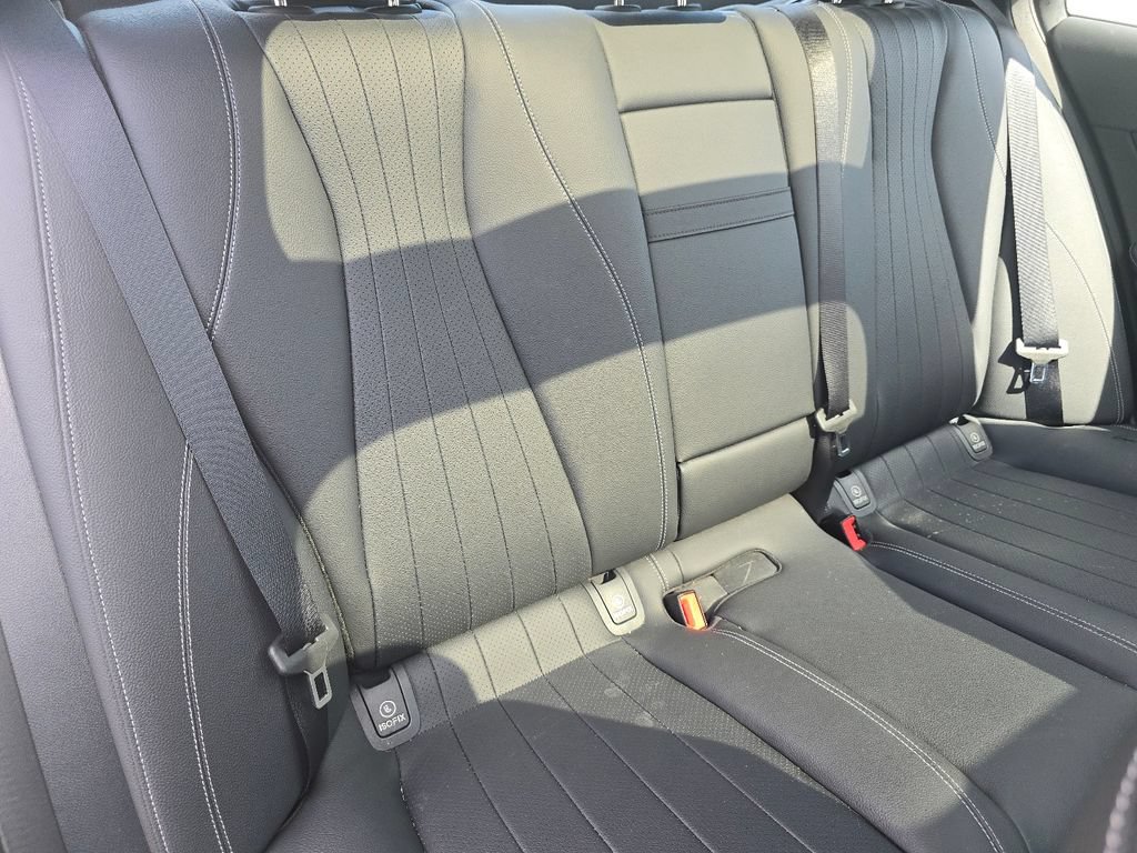 Used 2023 Mercedes-Benz E 350 4MATIC Sedan image 22