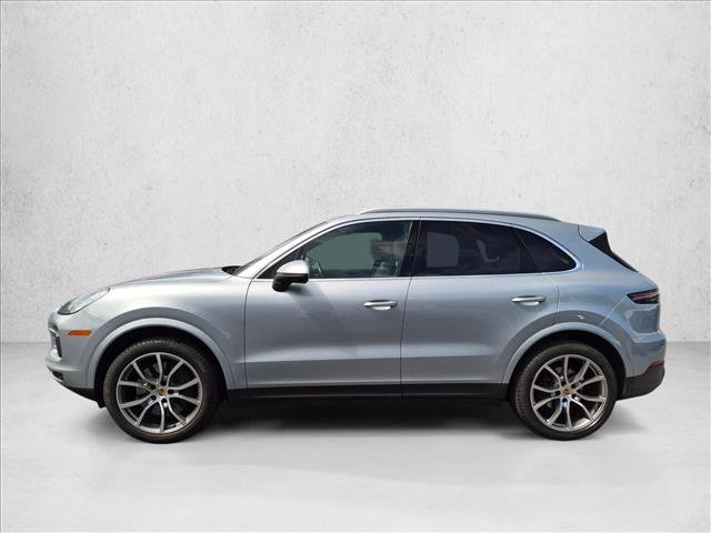 Used 2023 Porsche Cayenne AWD/4WD image 5