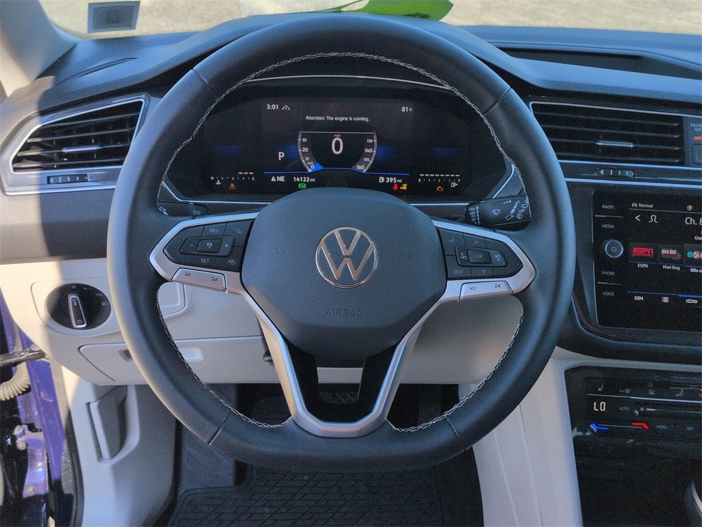 Used 2024 Volkswagen Tiguan SE image 16