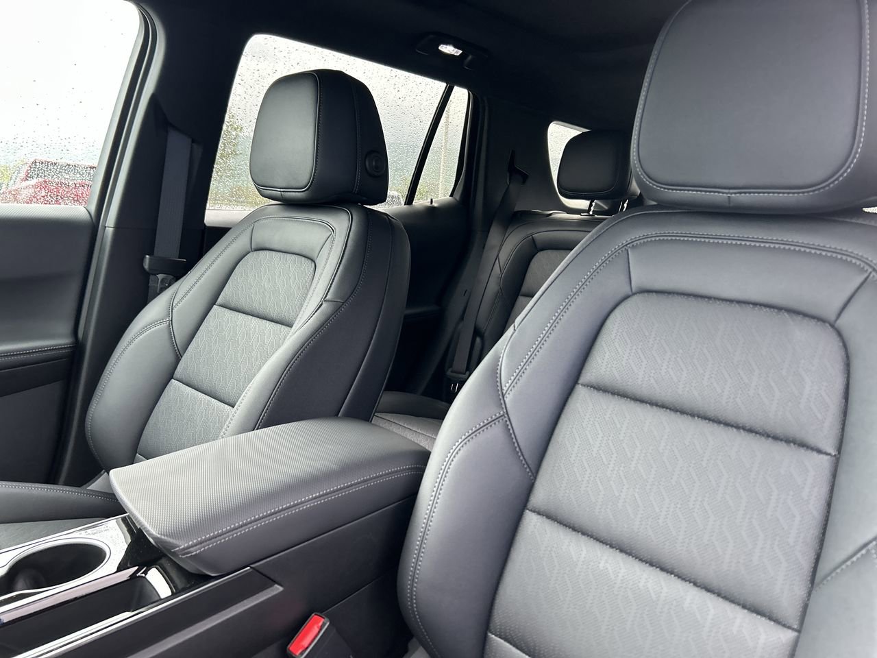 New 2026 Chevrolet Equinox LT w/ Convenience Package II AWD/4WD image 22