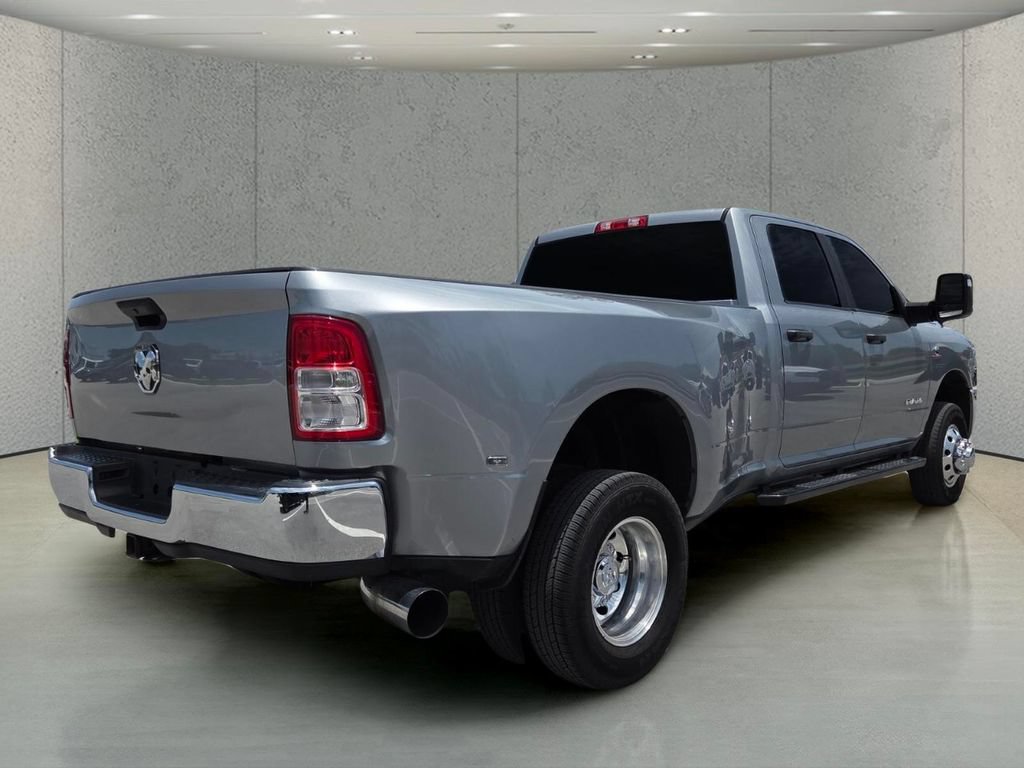 Used 2023 RAM 3500 Big Horn w/ Protection Group AWD/4WD image 4