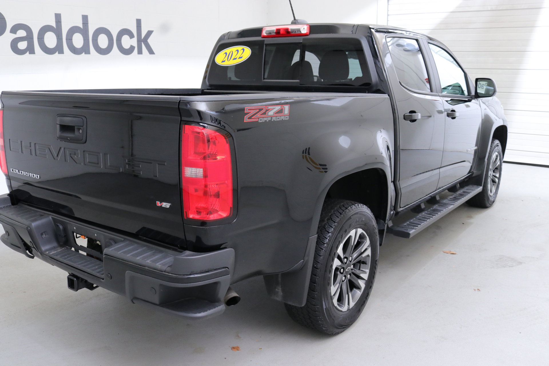 Used 2022 Chevrolet Colorado Z71 w/ Safety Package image 9