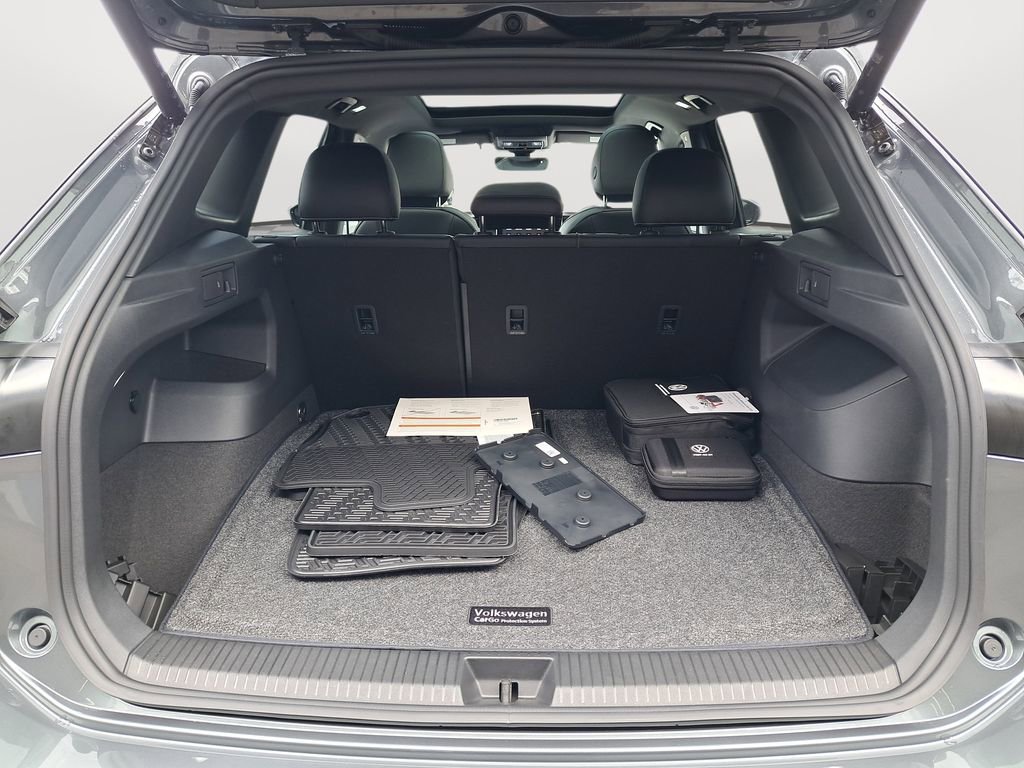 New 2025 Volkswagen Tiguan SE R-Line AWD/4WD image 29
