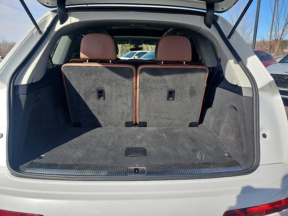 Used 2018 Audi Q7 3.0T Prestige image 35