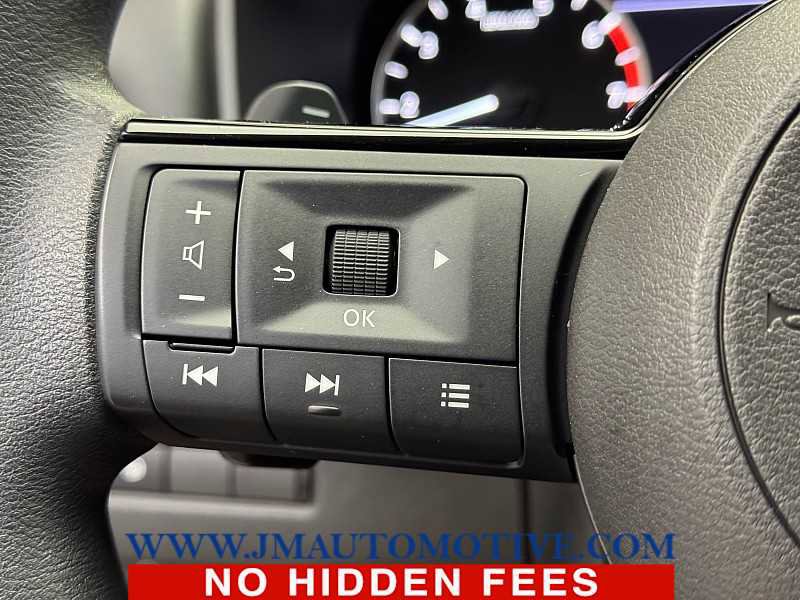 Used 2023 Nissan Rogue SV AWD/4WD image 36