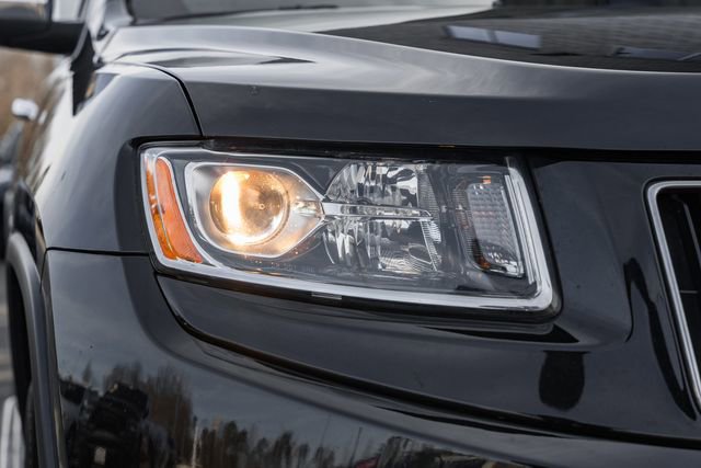 Used 2016 Jeep Grand Cherokee Limited image 13