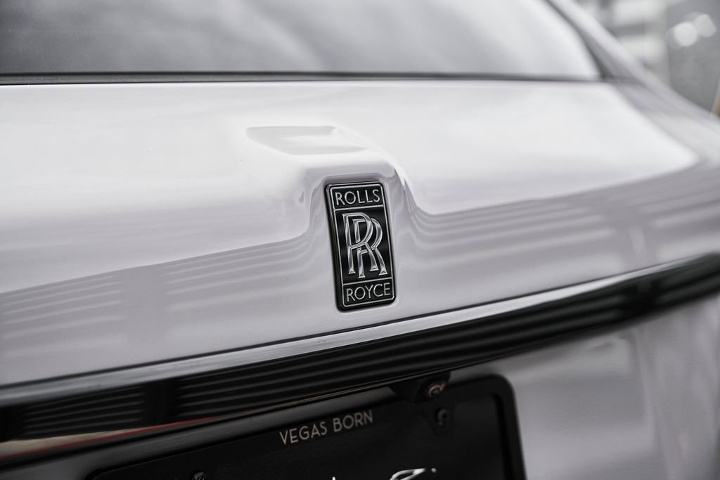 Used 2025 Rolls-Royce Cullinan Black Badge AWD/4WD image 12