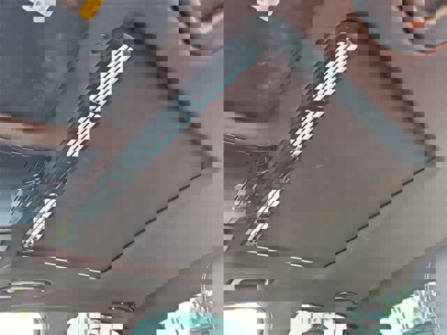 Used 2020 Mercedes-Benz C 300 Sedan image 19