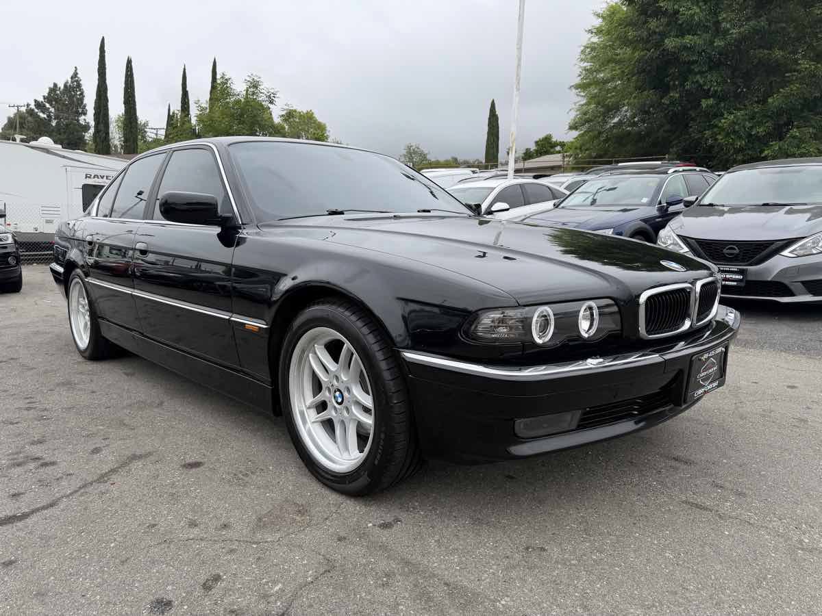 Used 2000 BMW 740i RWD image 5