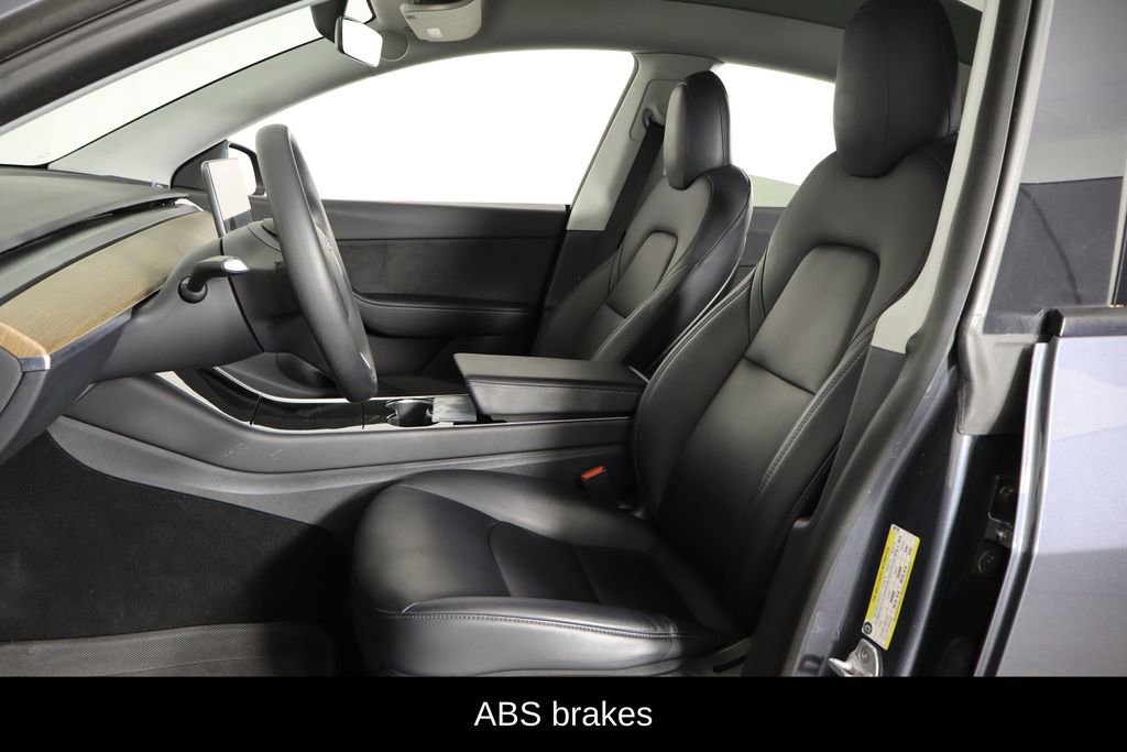 Used 2020 Tesla Model Y Long Range image 8