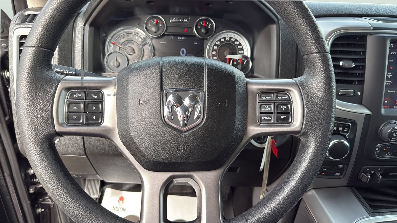 Used 2023 RAM 1500 Classic SLT AWD/4WD image 14
