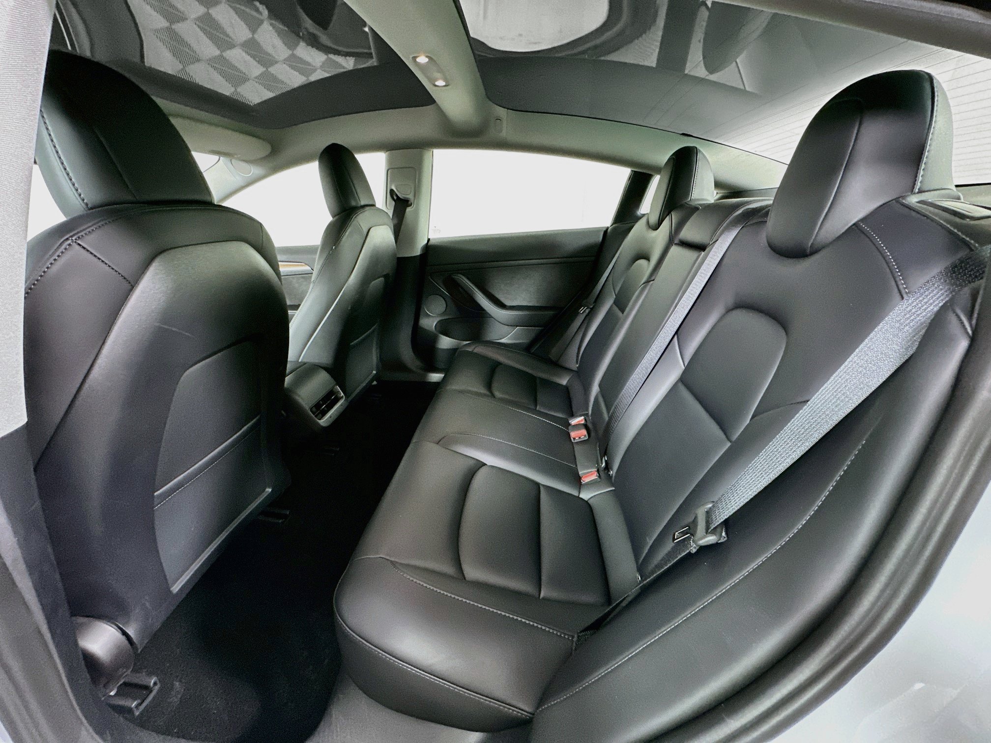 Used 2023 Tesla Model 3 Standard Range RWD image 28