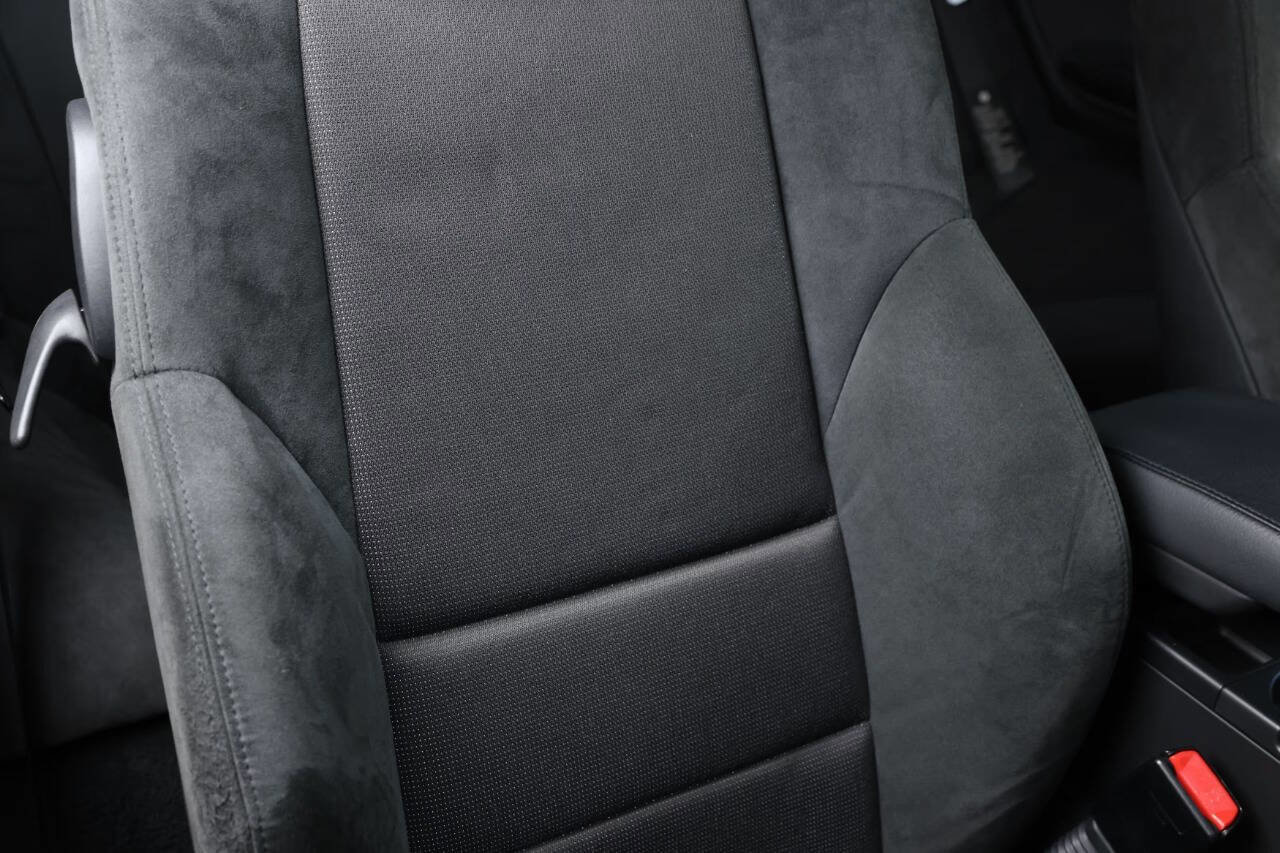 Used 2004 BMW 330Ci 330Ci 2dr Coupe image 84