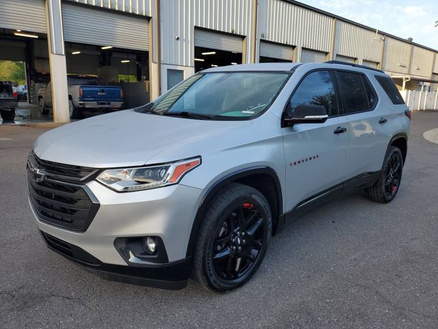 Used 2019 Chevrolet Traverse Premier w/ Redline Edition FWD image 2