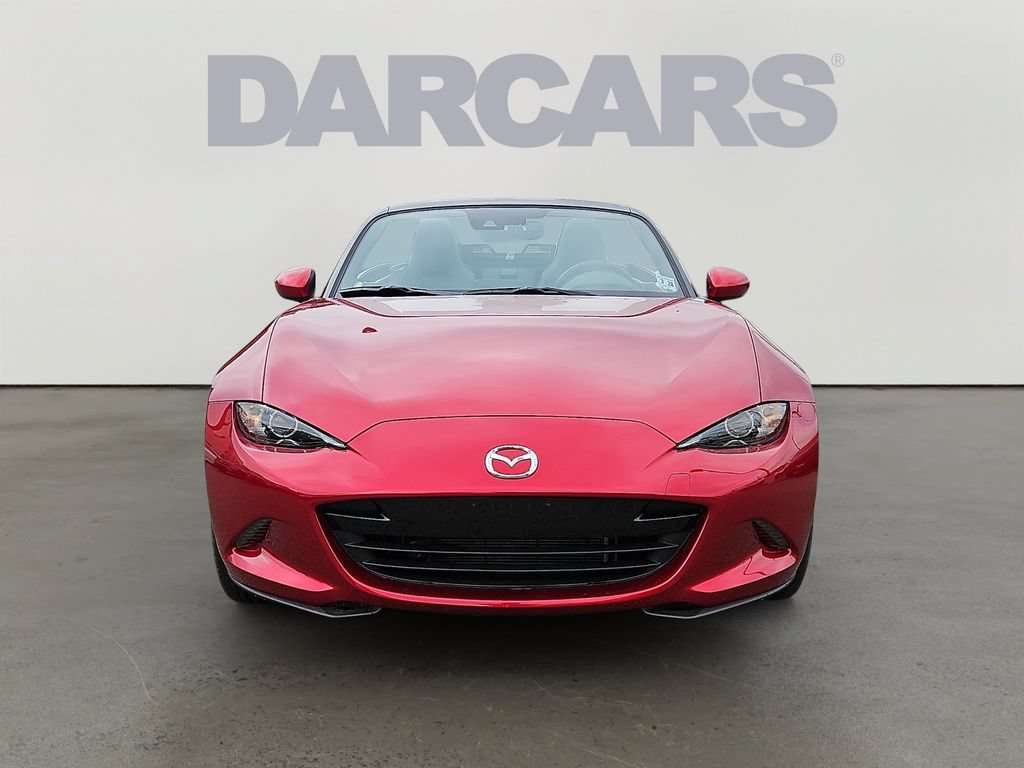 Used 2023 MAZDA MX-5 Miata Grand Touring RWD image 2