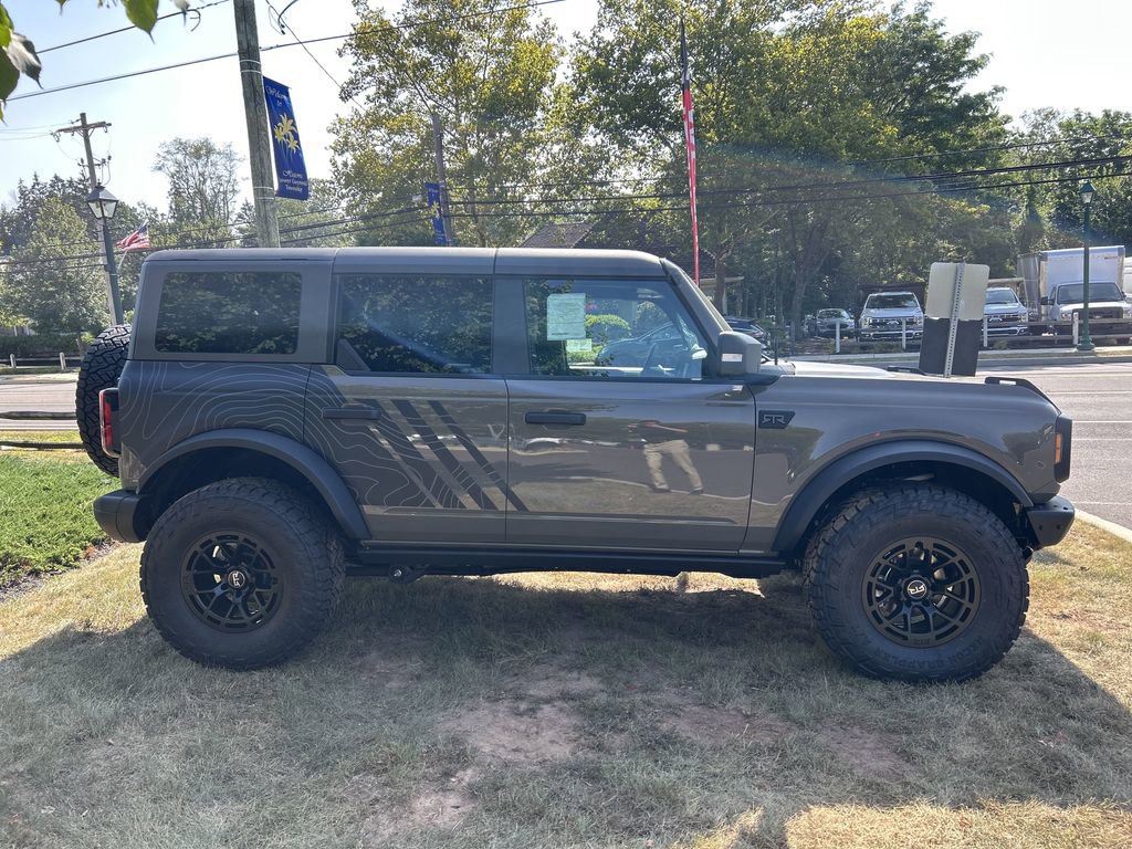 New 2025 Ford Bronco Badlands image 4