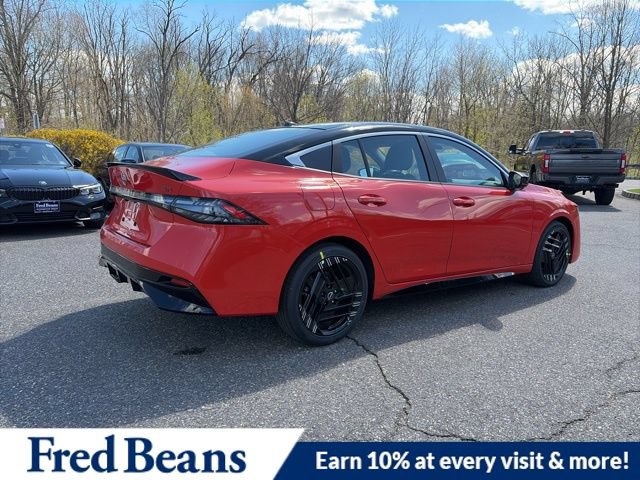New 2026 Nissan Sentra SR w/ SR Premium Package FWD image 9