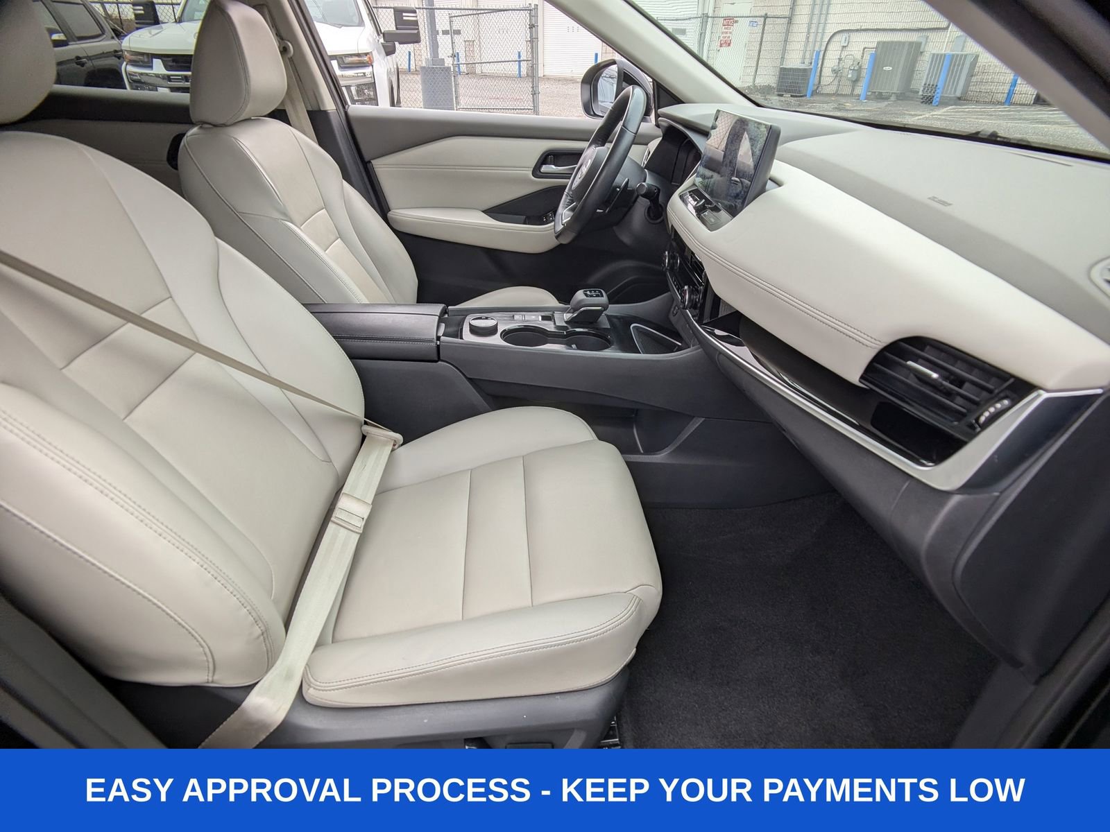 Used 2024 Nissan Rogue SL image 15