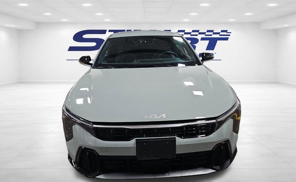 Used 2025 Kia K4 GT-Line video 2