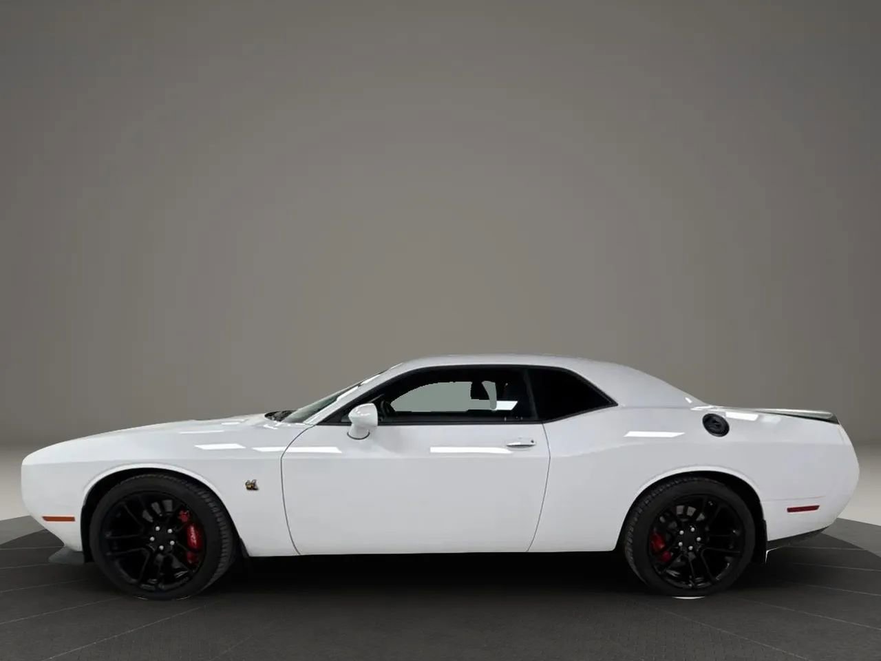 Used 2023 Dodge Challenger R/T Scat Pack w/ Plus Package image 2