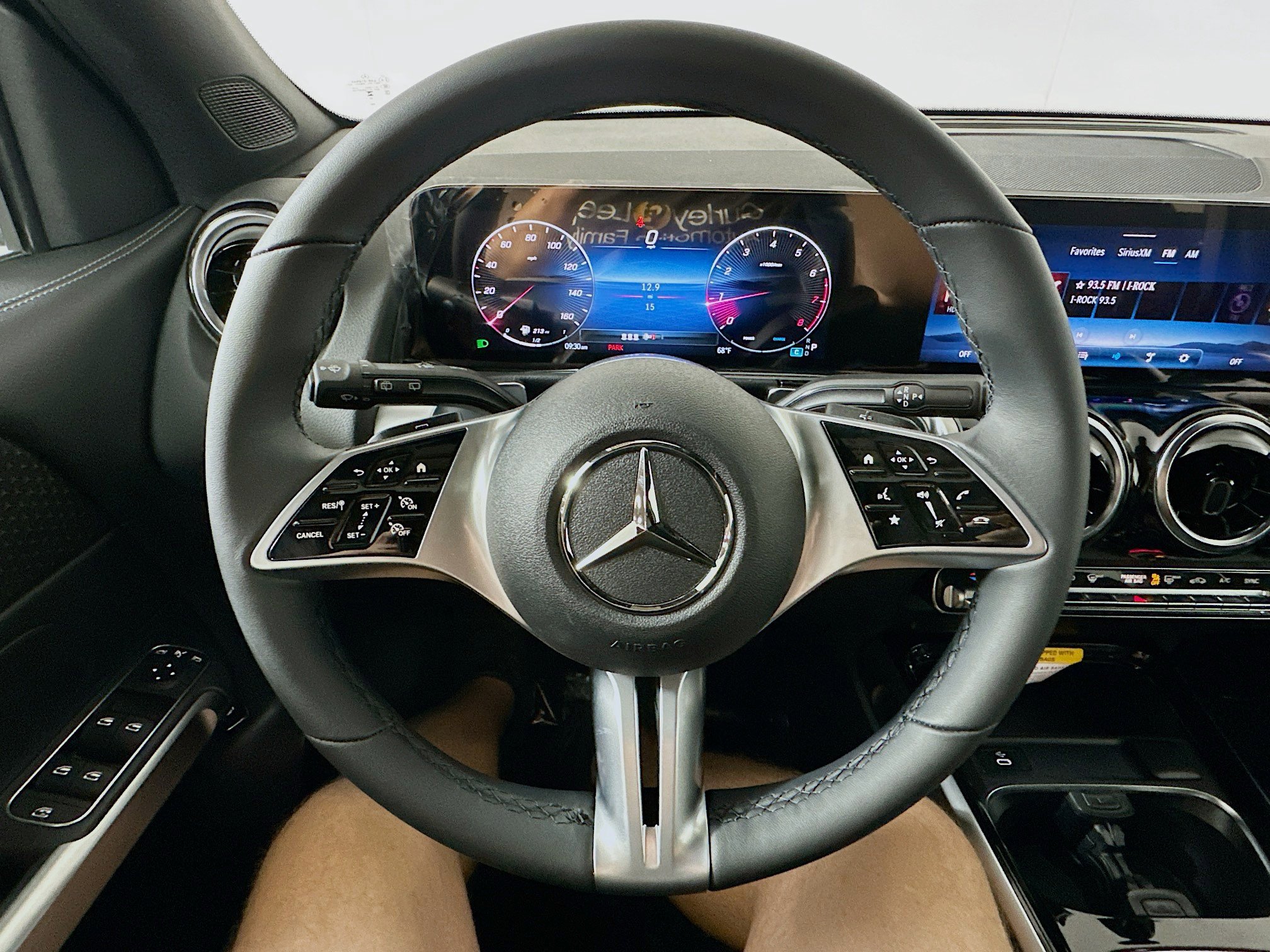 New 2026 Mercedes-Benz GLB 250 4MATIC image 11