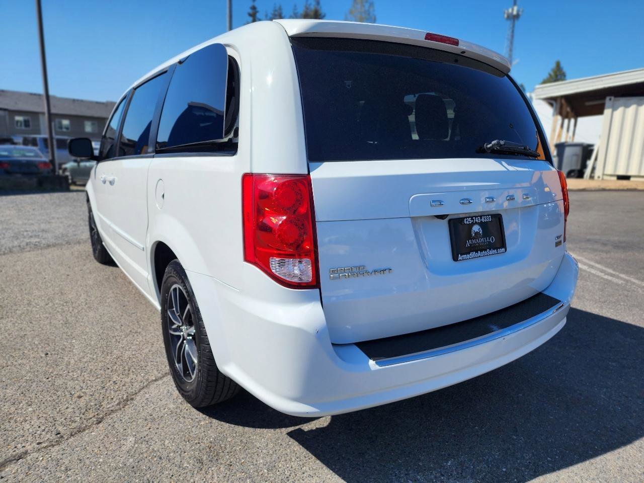 Used 2017 Dodge Grand Caravan GT FWD image 7