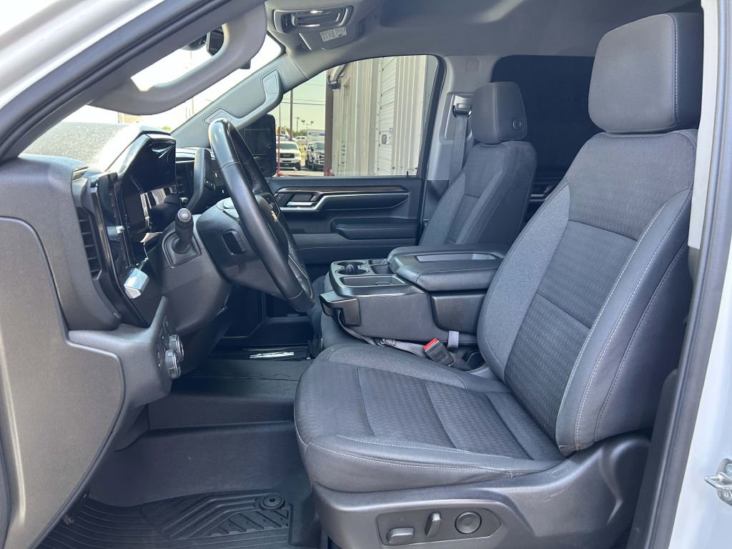 Used 2024 Chevrolet Silverado 2500 LT image 10