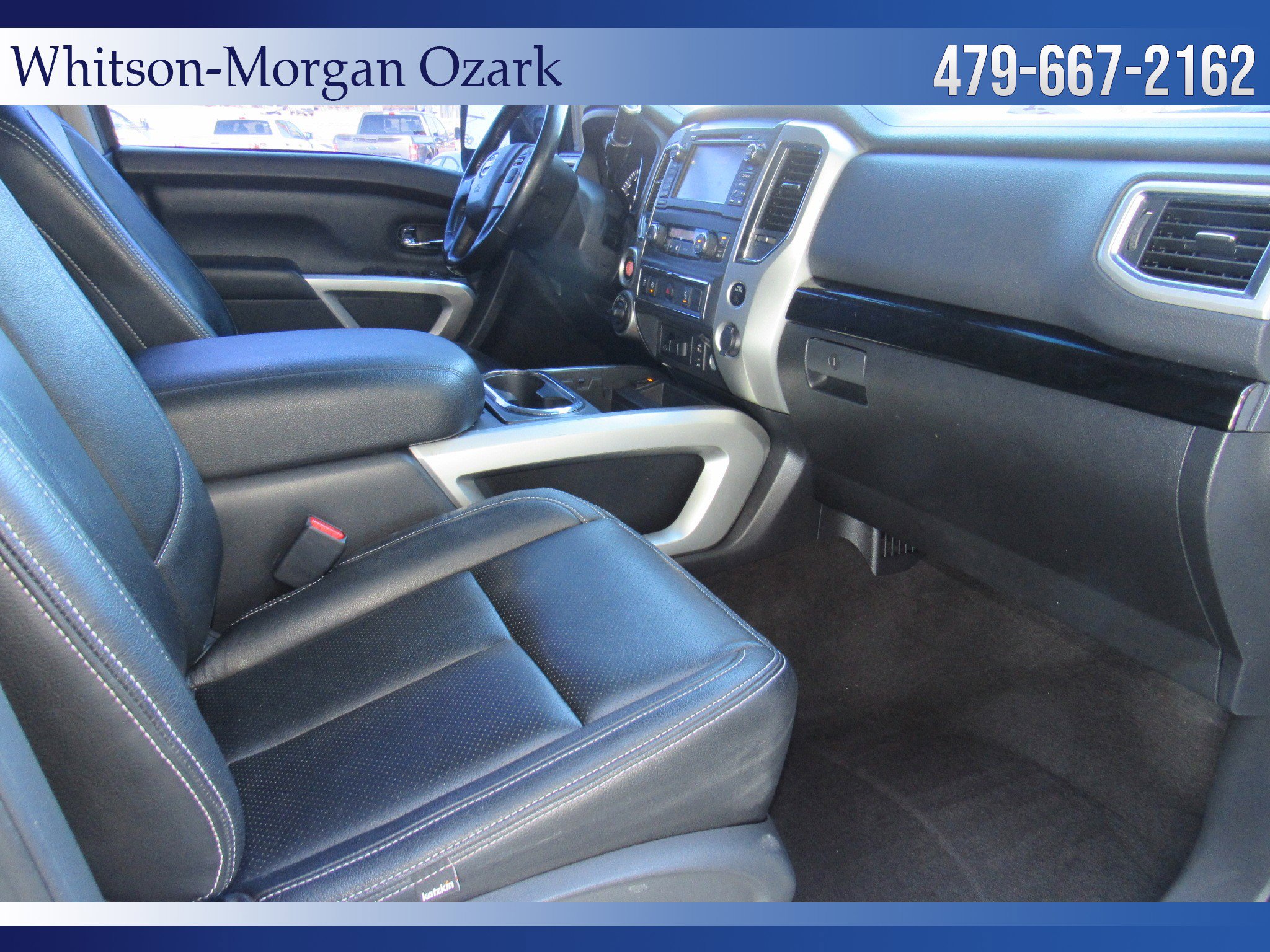 Used 2018 Nissan Titan SV w/ SV Convenience Package image 27