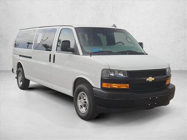 Used 2023 Chevrolet Express 3500 LS RWD video 3