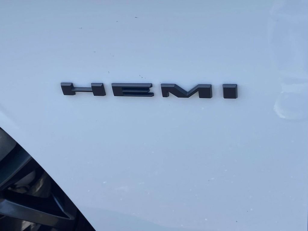 Used 2022 Dodge Challenger R/T w/ Blacktop Package image 10