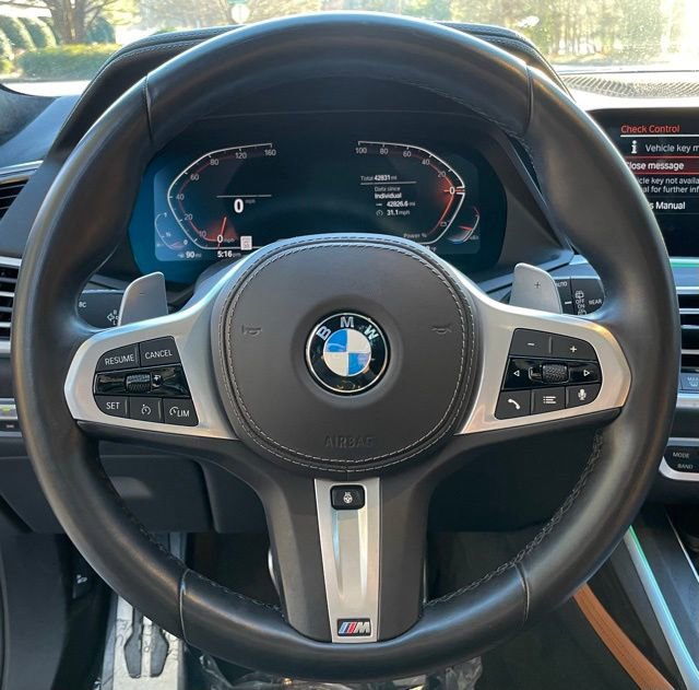 Used 2022 BMW X7 xDrive40i w/ M Sport Package image 22