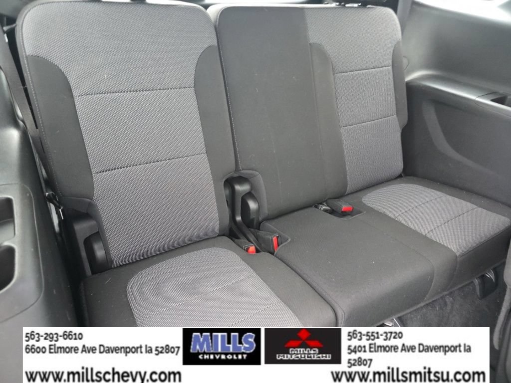 Used 2022 Chevrolet Traverse LT FWD image 20