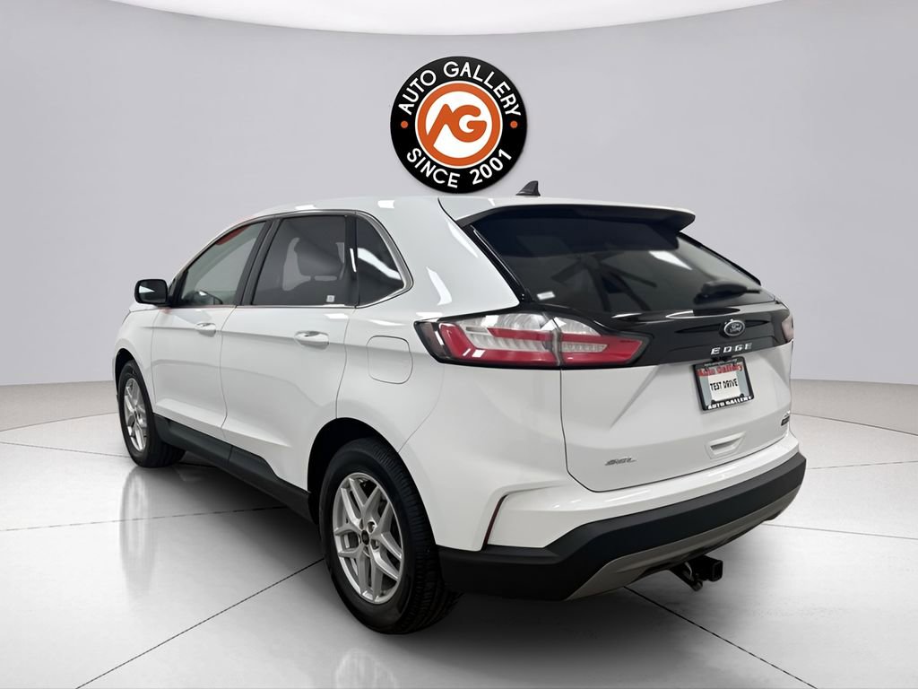 Used 2023 Ford Edge SEL image 5