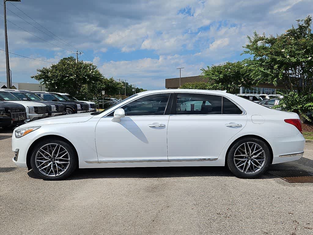Used 2018 Genesis G90 3.3T Premium AWD/4WD image 7