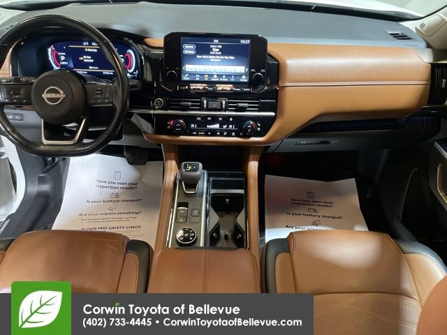 Used 2024 Nissan Pathfinder Platinum image 21
