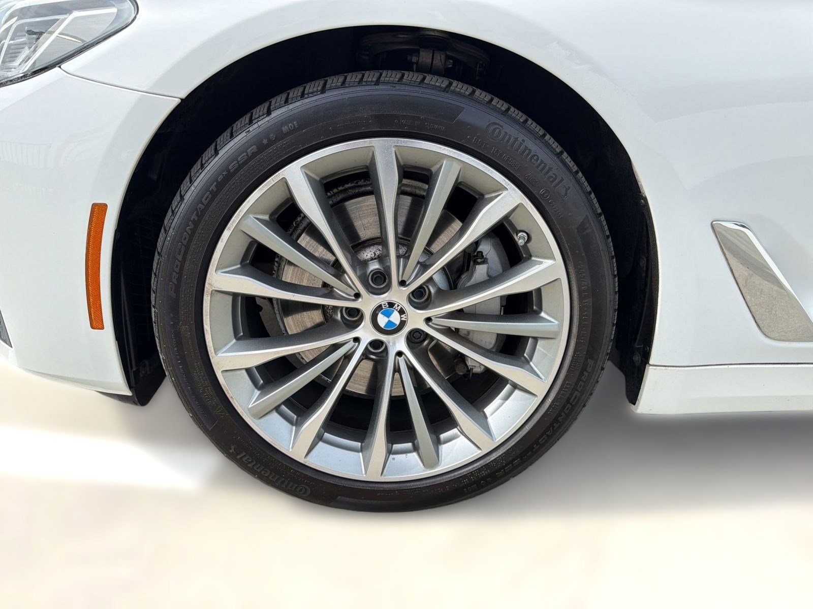 Certified 2023 BMW 530i w/ Premium Package image 12