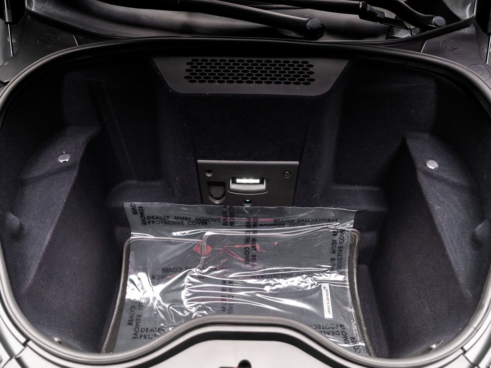 Used 2016 McLaren 570S Coupe RWD image 34